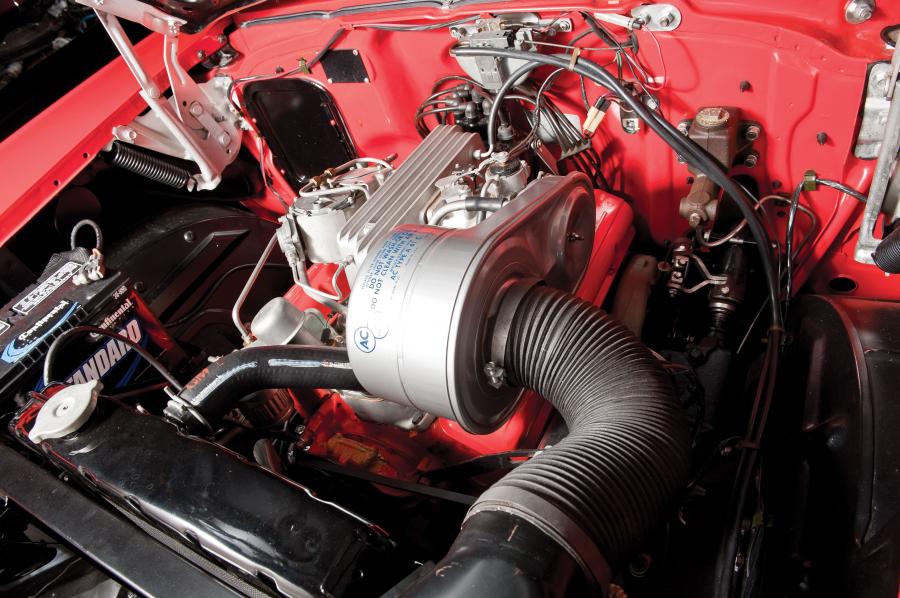  Chevrolet Bel Air Fuel Injected Convertible 1957 года  (фото 6 из 52)